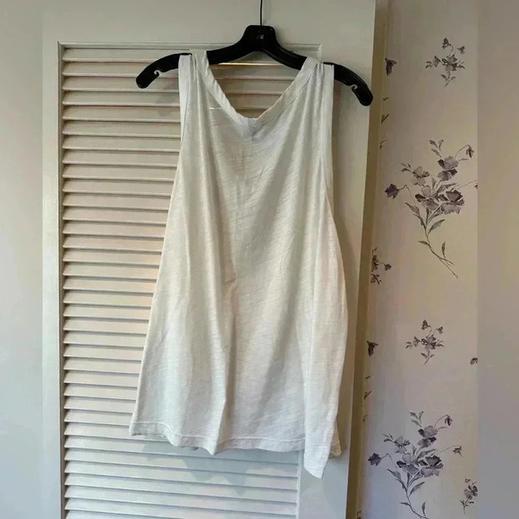 NWOT XCVI White Tank - Picture 3 of 7